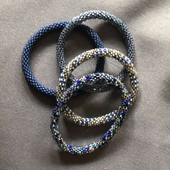 Lily and Laura glass bead bracelet’s. 32 of some of their favorites! - Picture 11 of 12